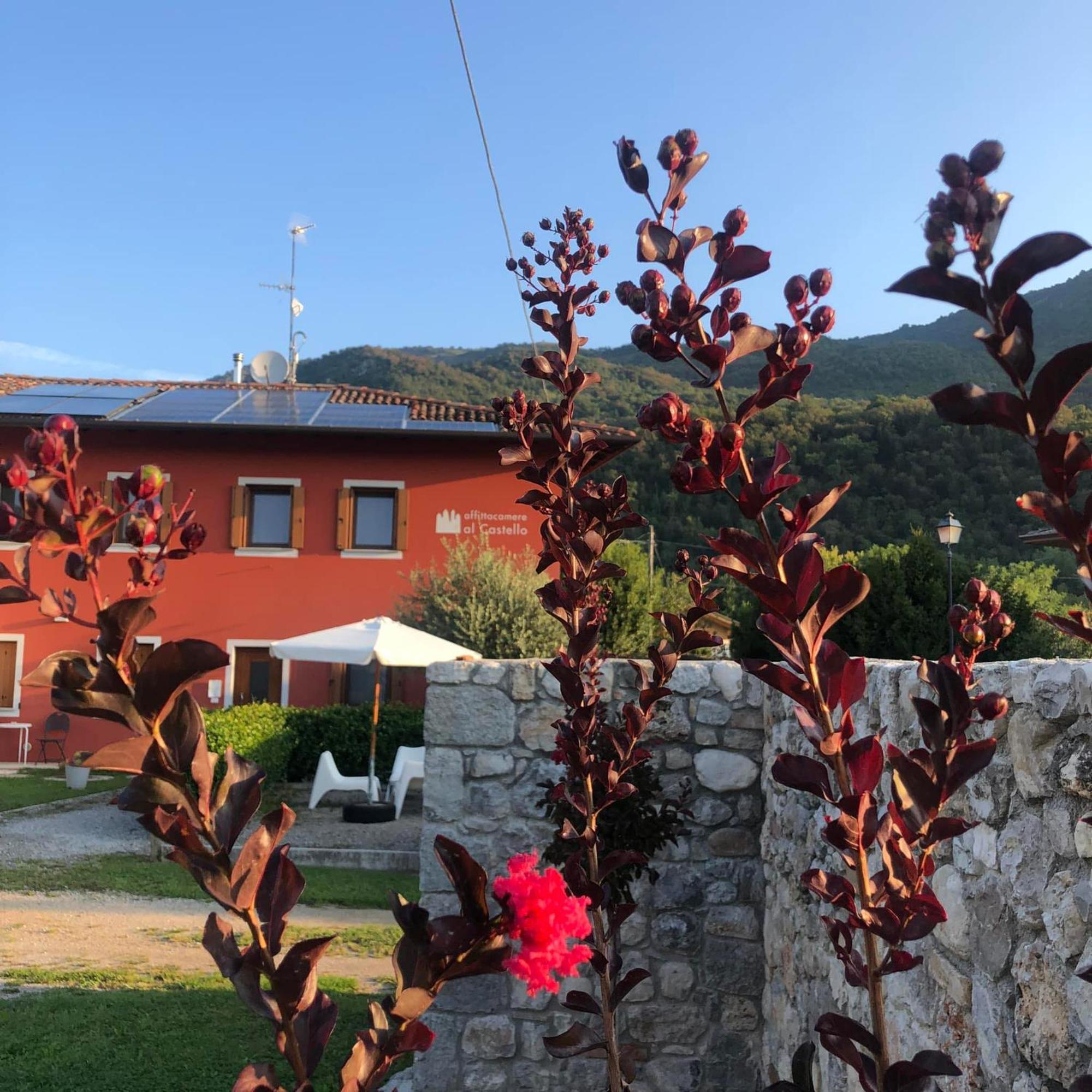 Affittacamere Al Castello Travesio Exteriör bild